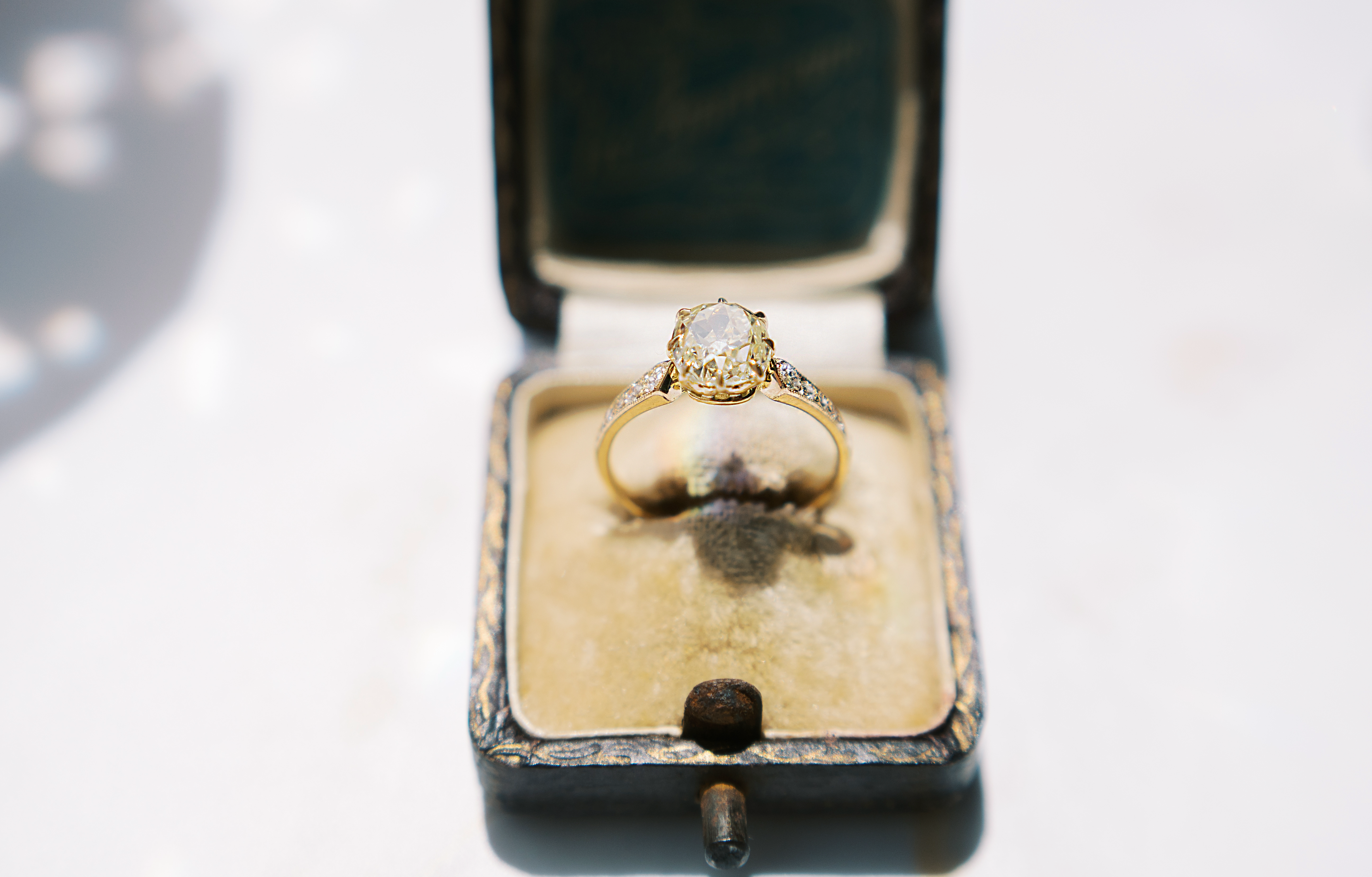 Old Mine cut diamond 