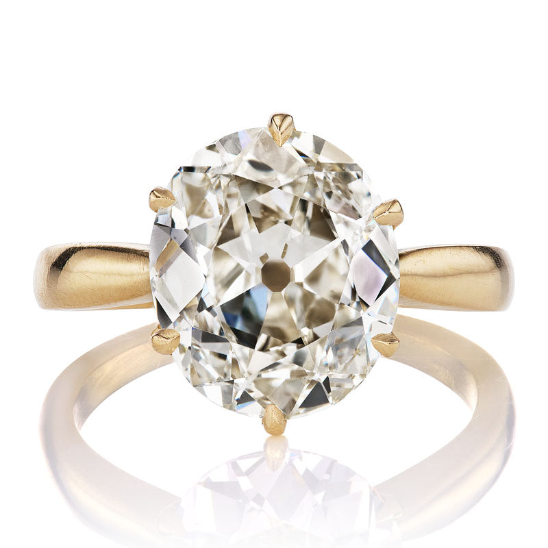 3.97-carat Oval Cut Diamond in 6-Prong 18kt Yellow Gold Setting
