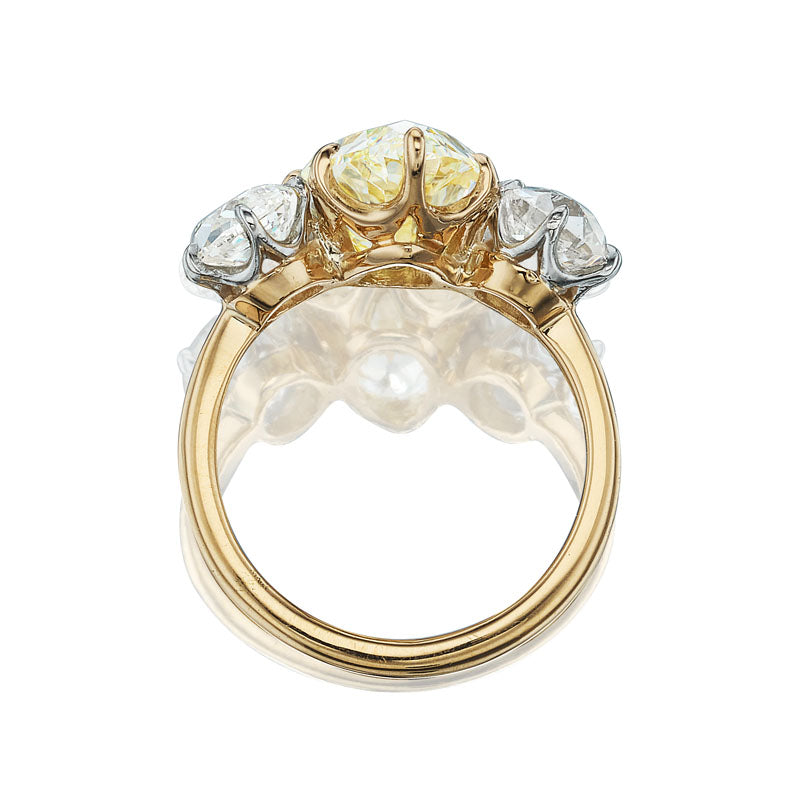 4-5 Carats vintage engagement ring