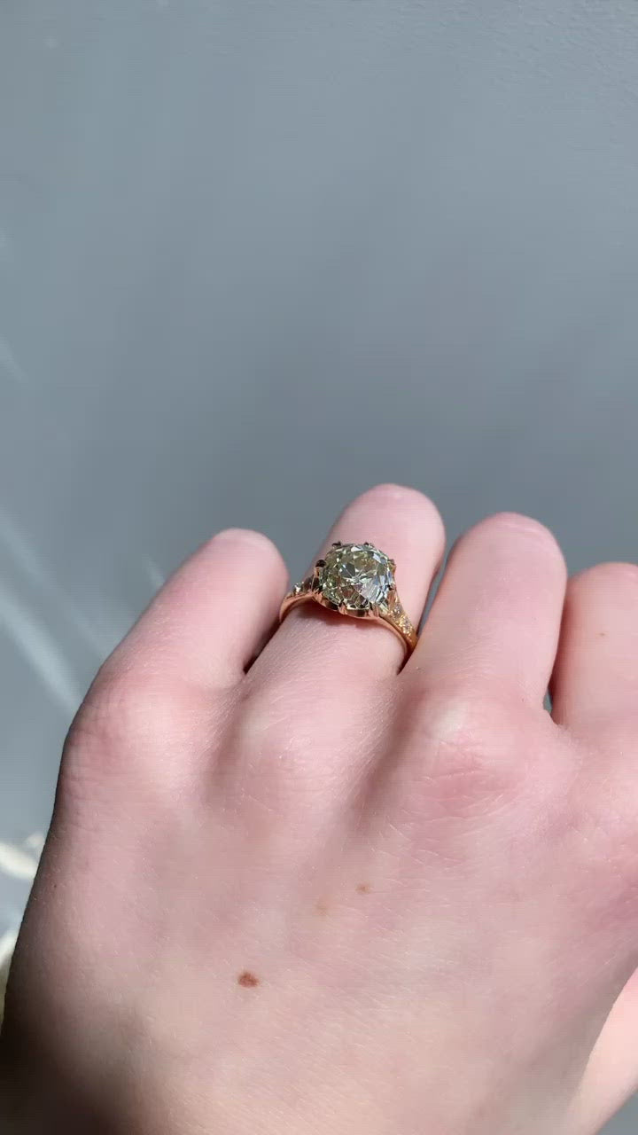 Old Mine cut diamond 