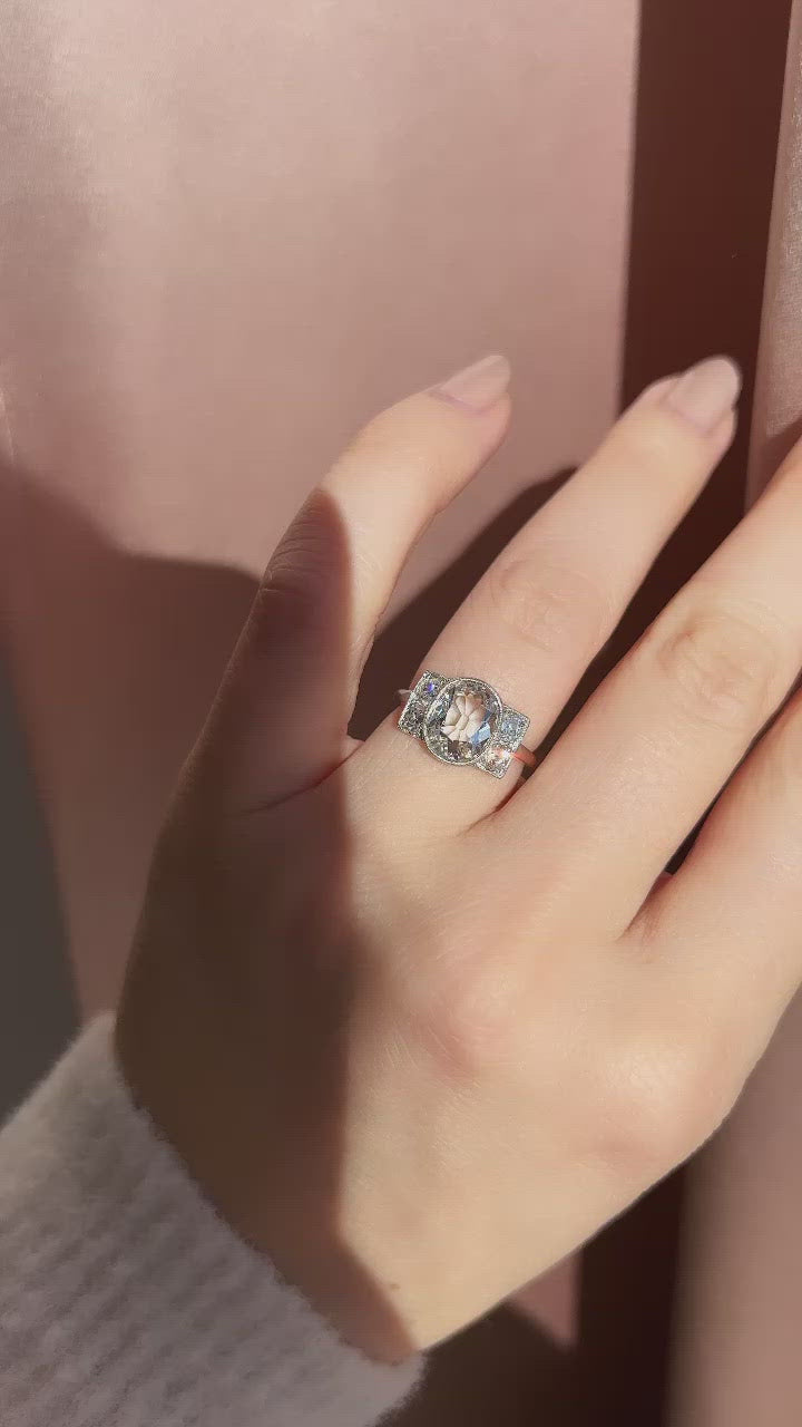 g-h-i color, vs clarity in platinum setting