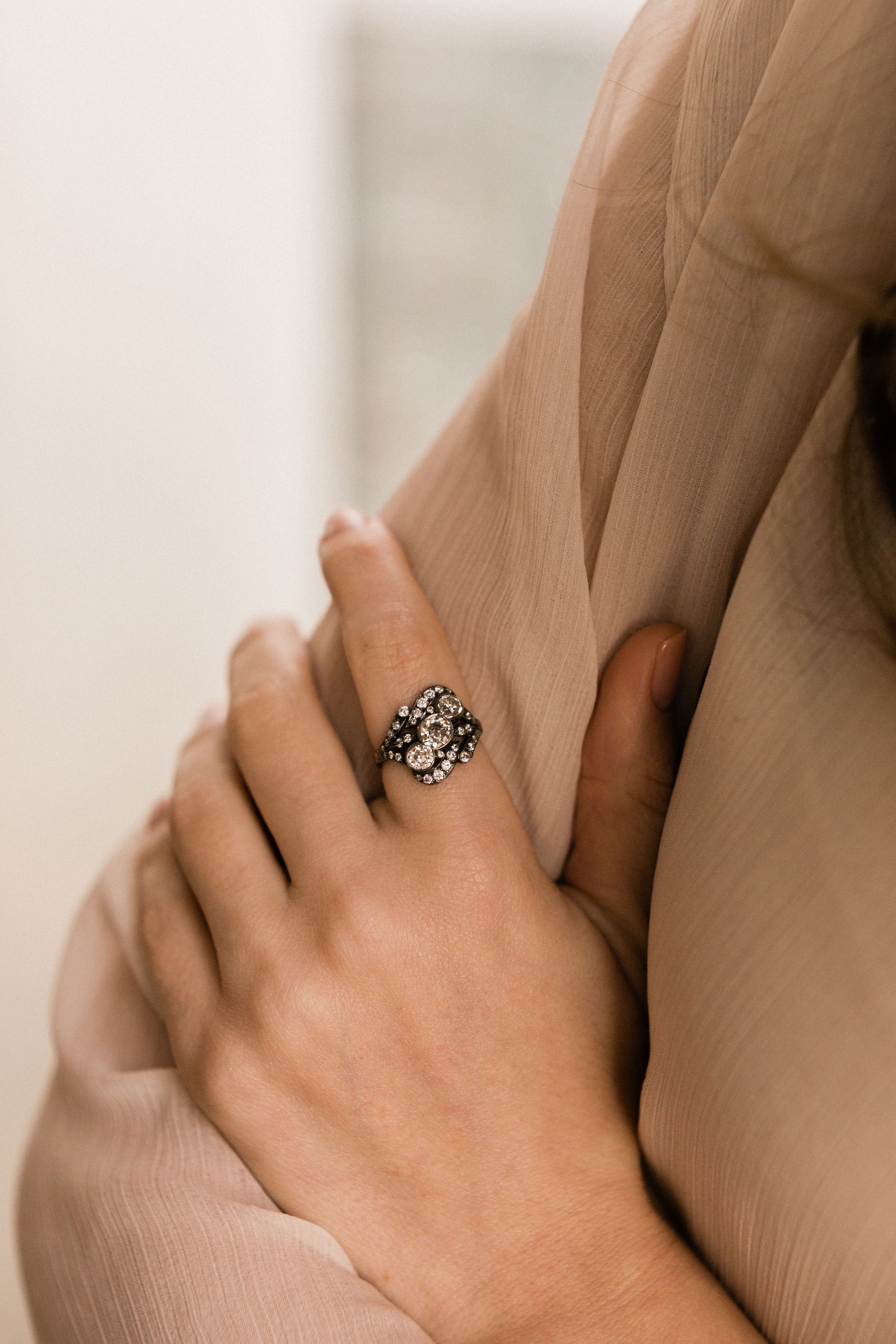 Art Nouveau Cocktail RIng