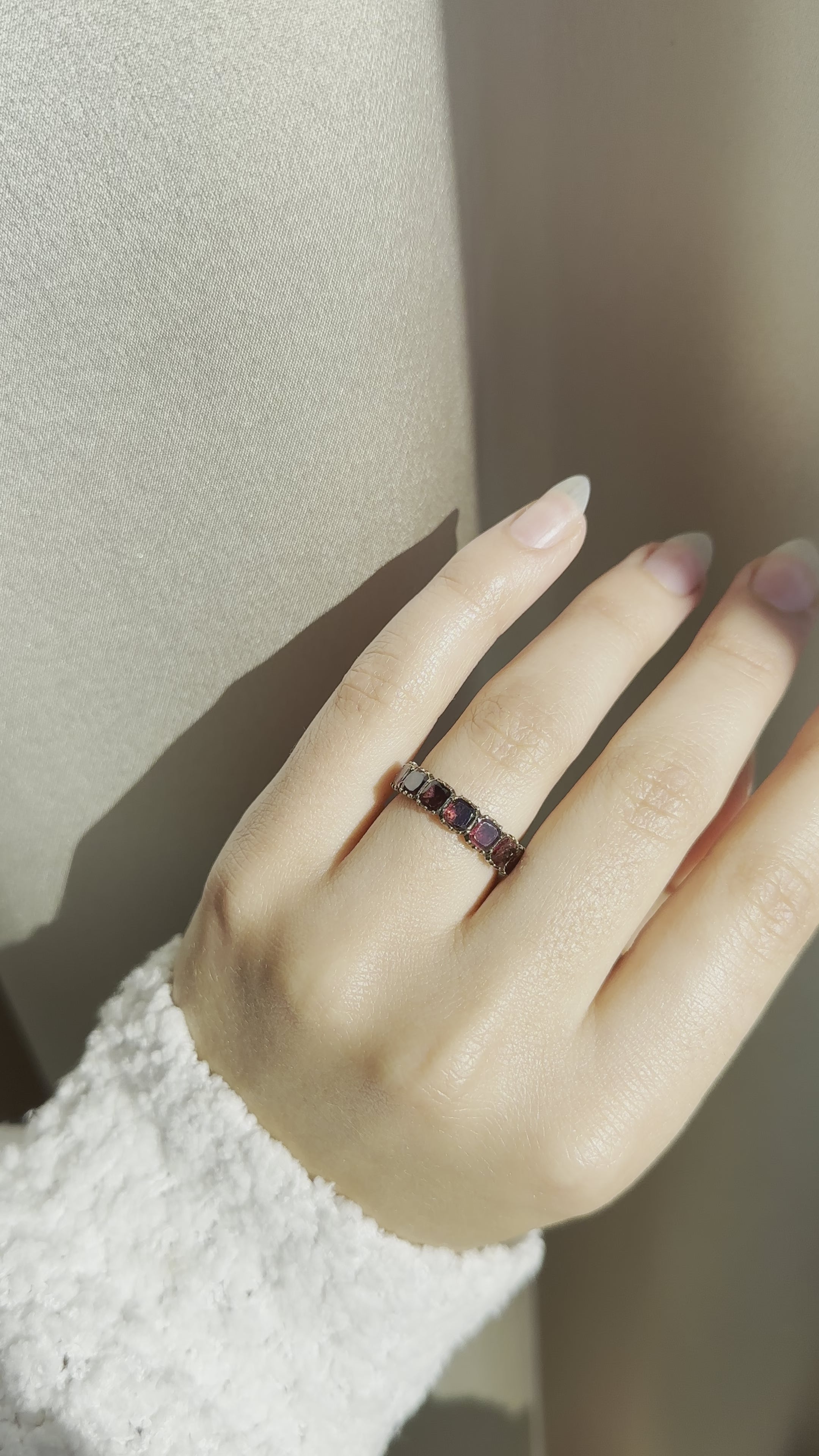 gemstones  vintage engagement ring