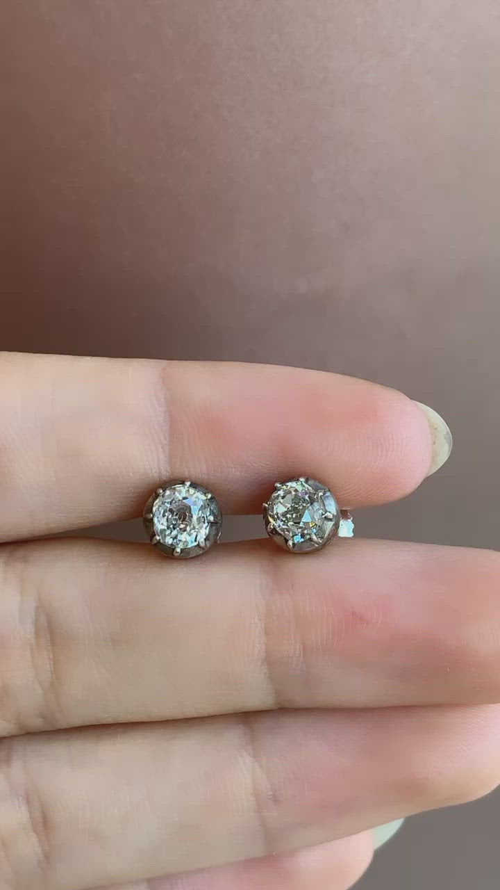 Less than 1  vintage engagement ring