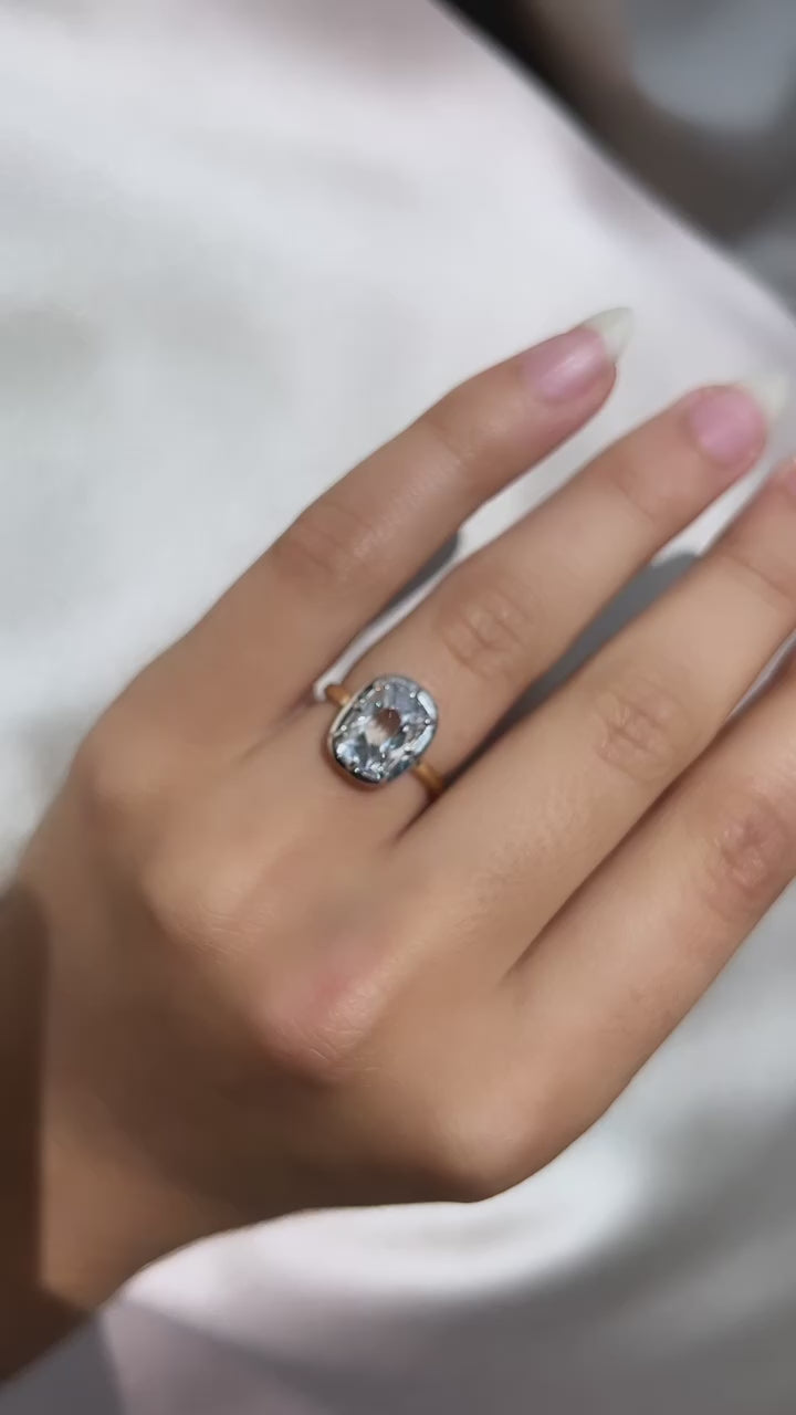 Old Mine cut diamond 