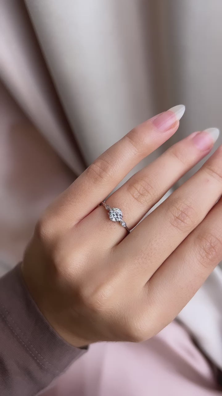 d-e-f color, vs clarity diamond in platinum setting