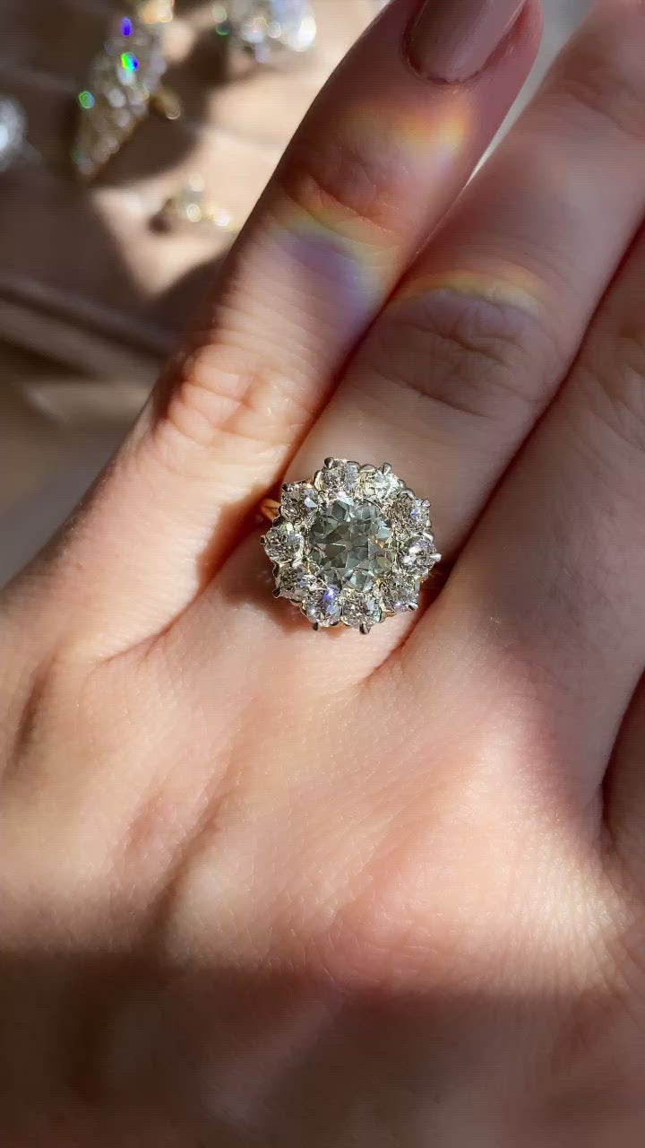 fancy color, si-i clarity diamond in yellow gold setting