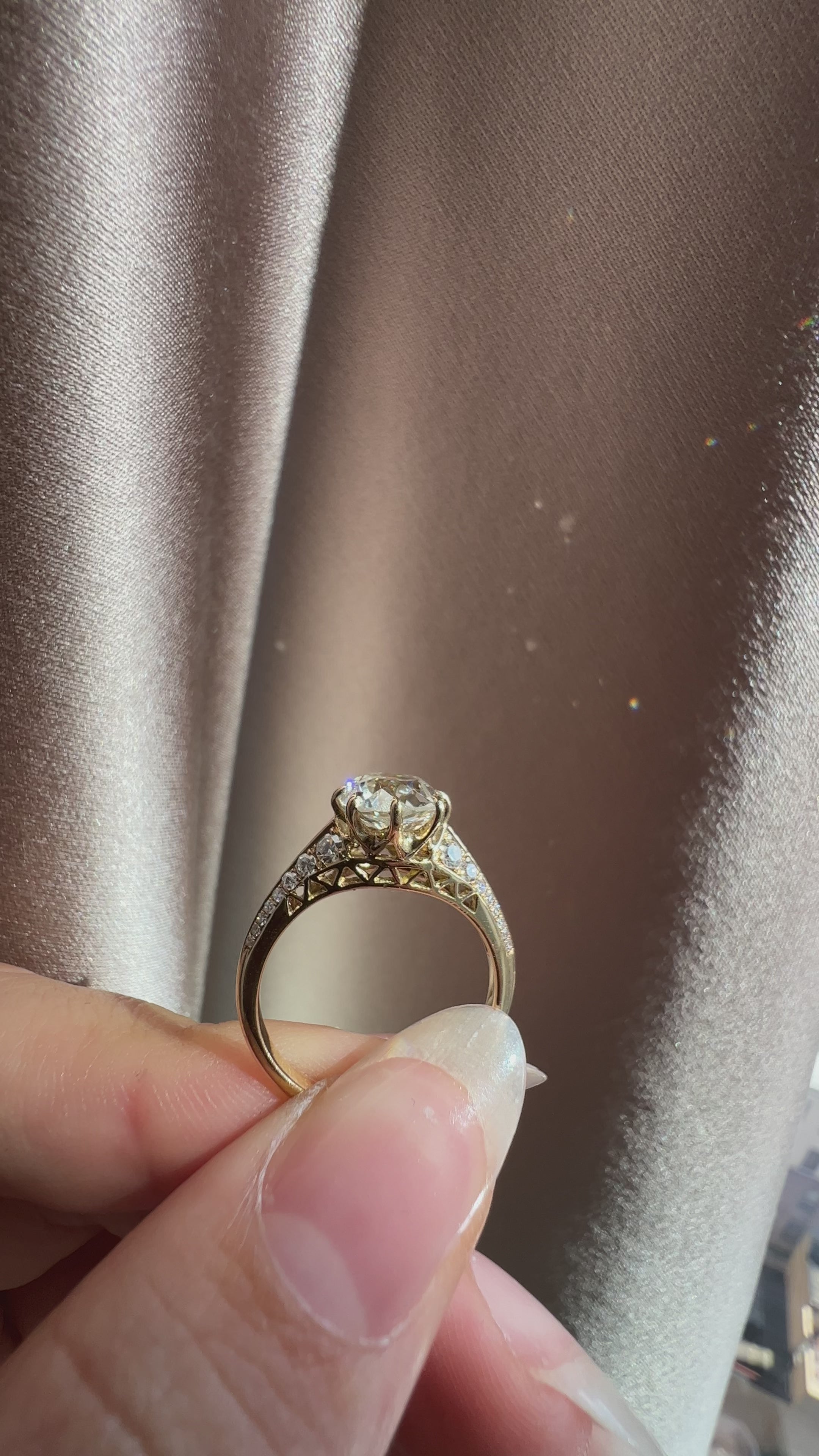  videos and images of vintage -Old Mine cut diamond 