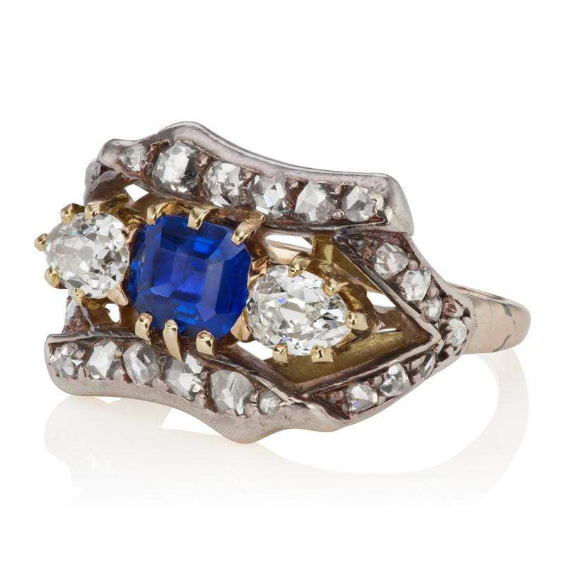 edwardian Ceylon Sapphire with gemstone