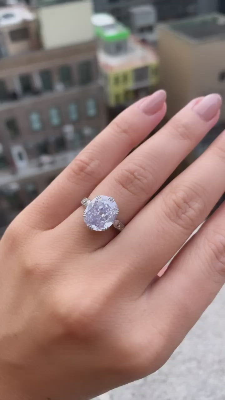 g-h-i color, si-i clarity diamond in platinum setting