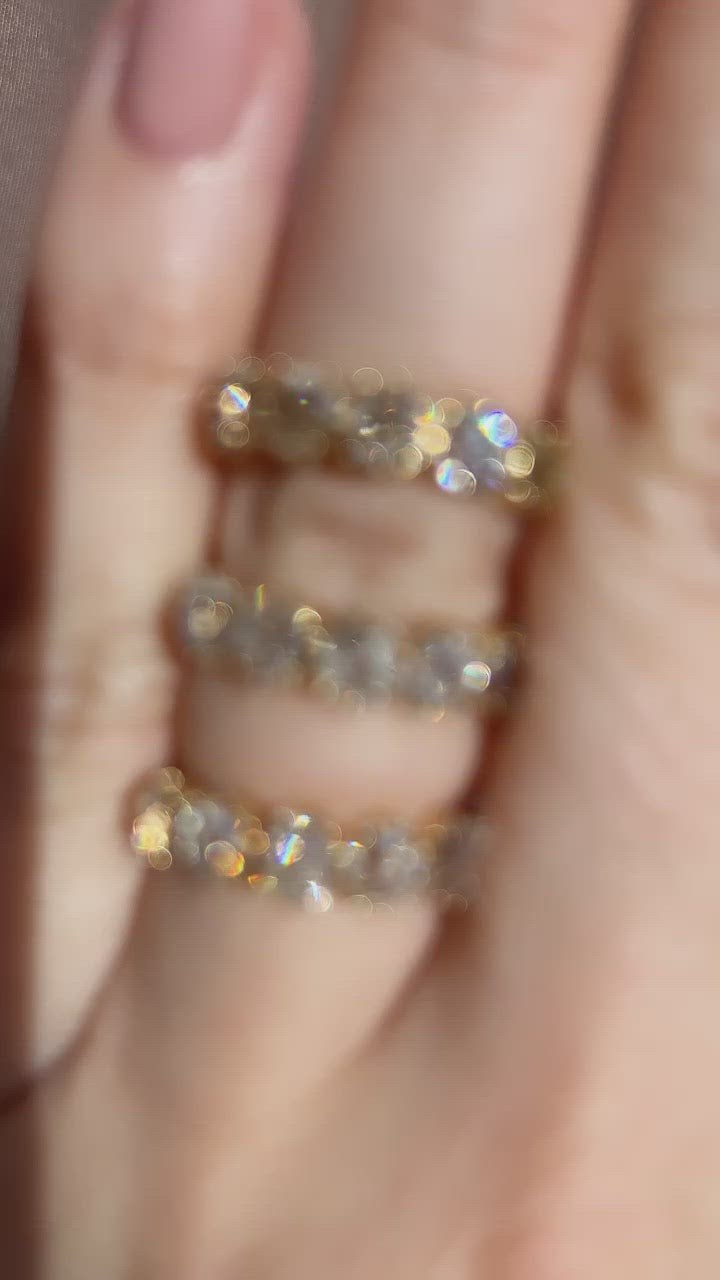 fancy color, vs clarity diamond in yellow gold setting