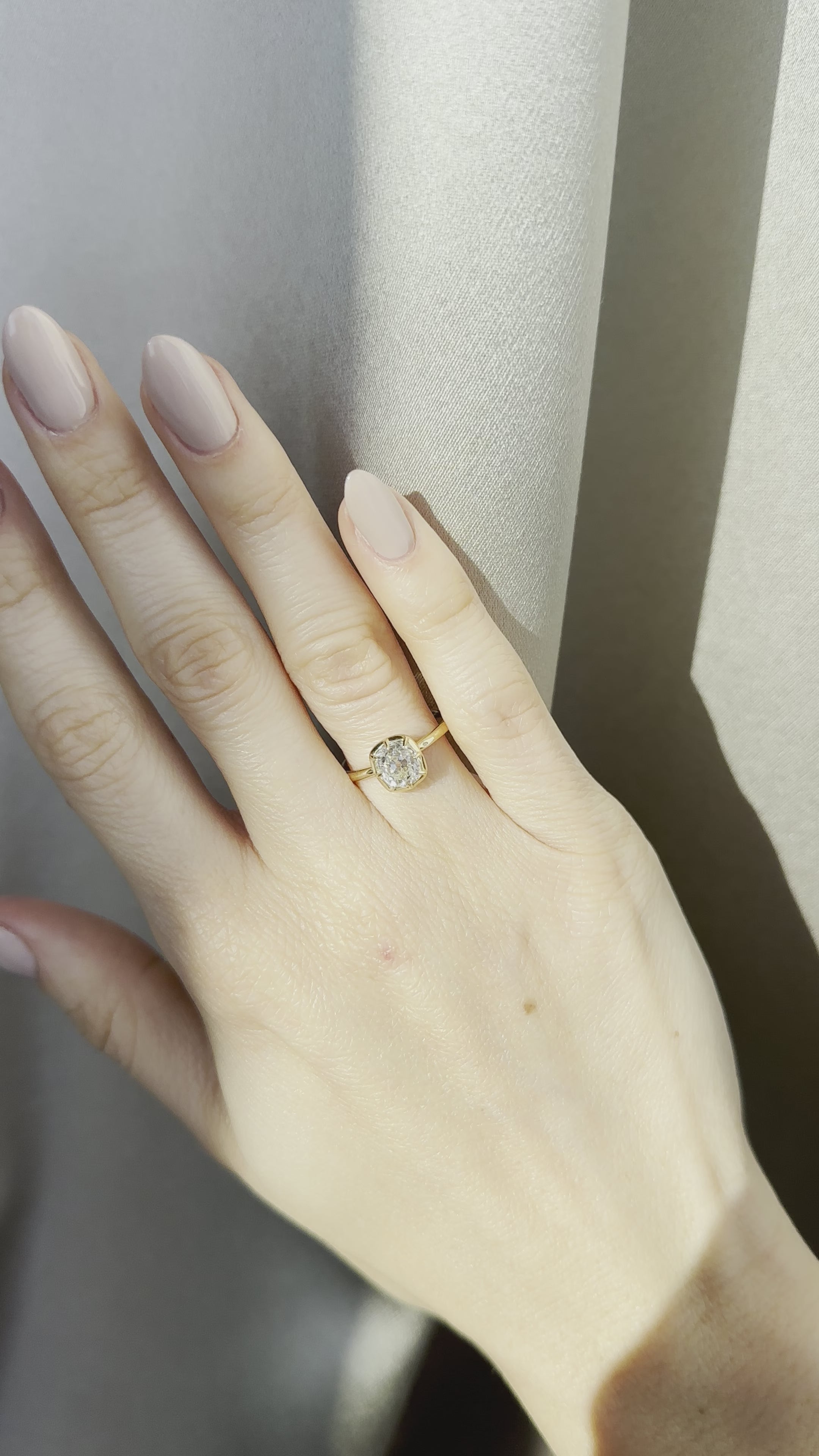 j-k-l color, vs clarity diamond in yellow gold setting