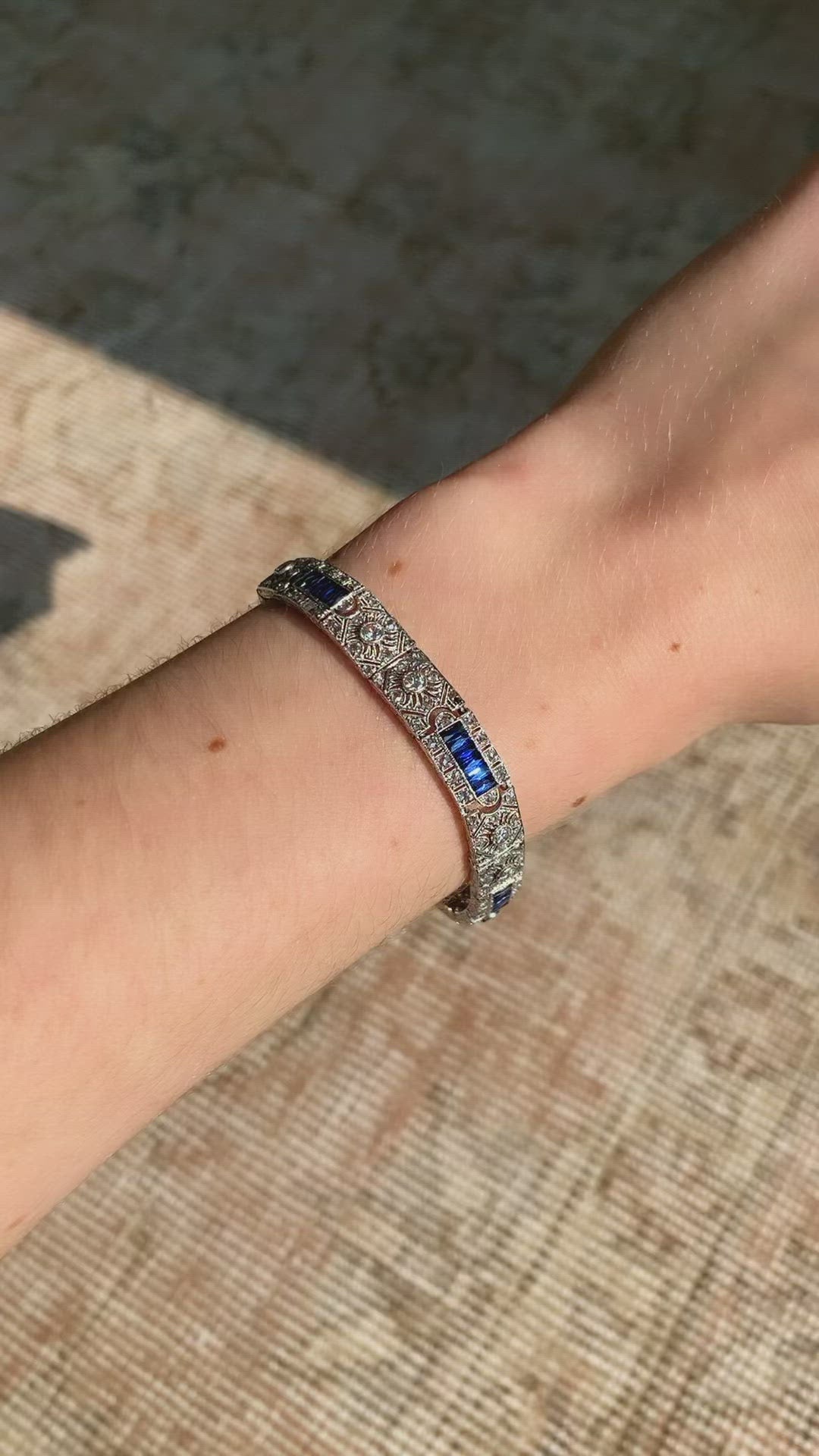 g-h-i color, vs clarity uncategorized in platinum setting