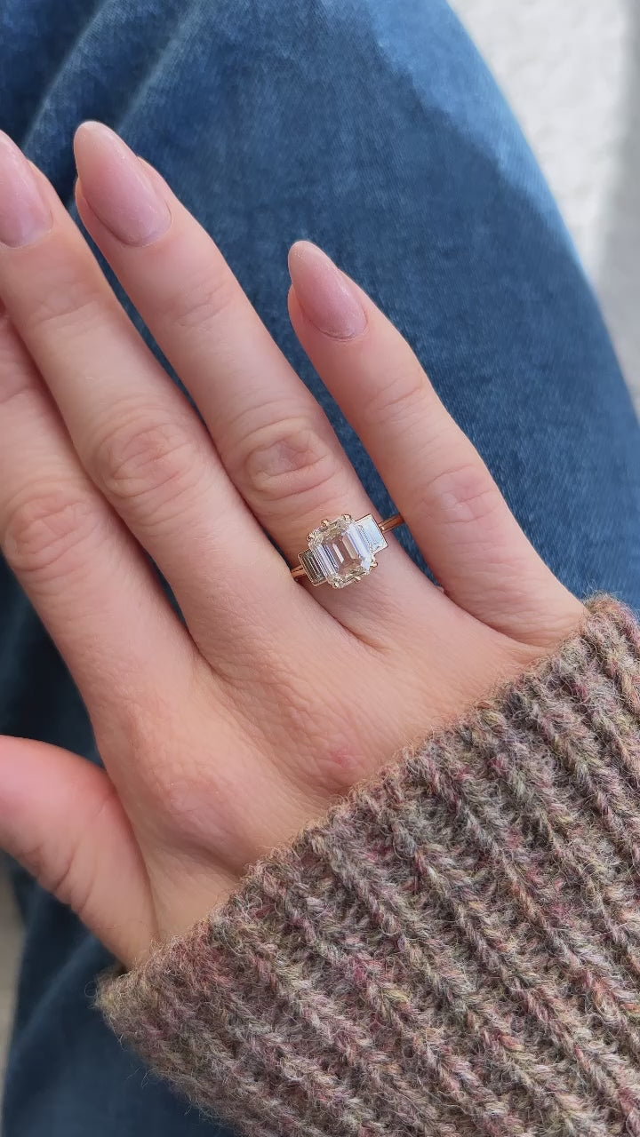  videos and images of vintage -Step  cut diamond 