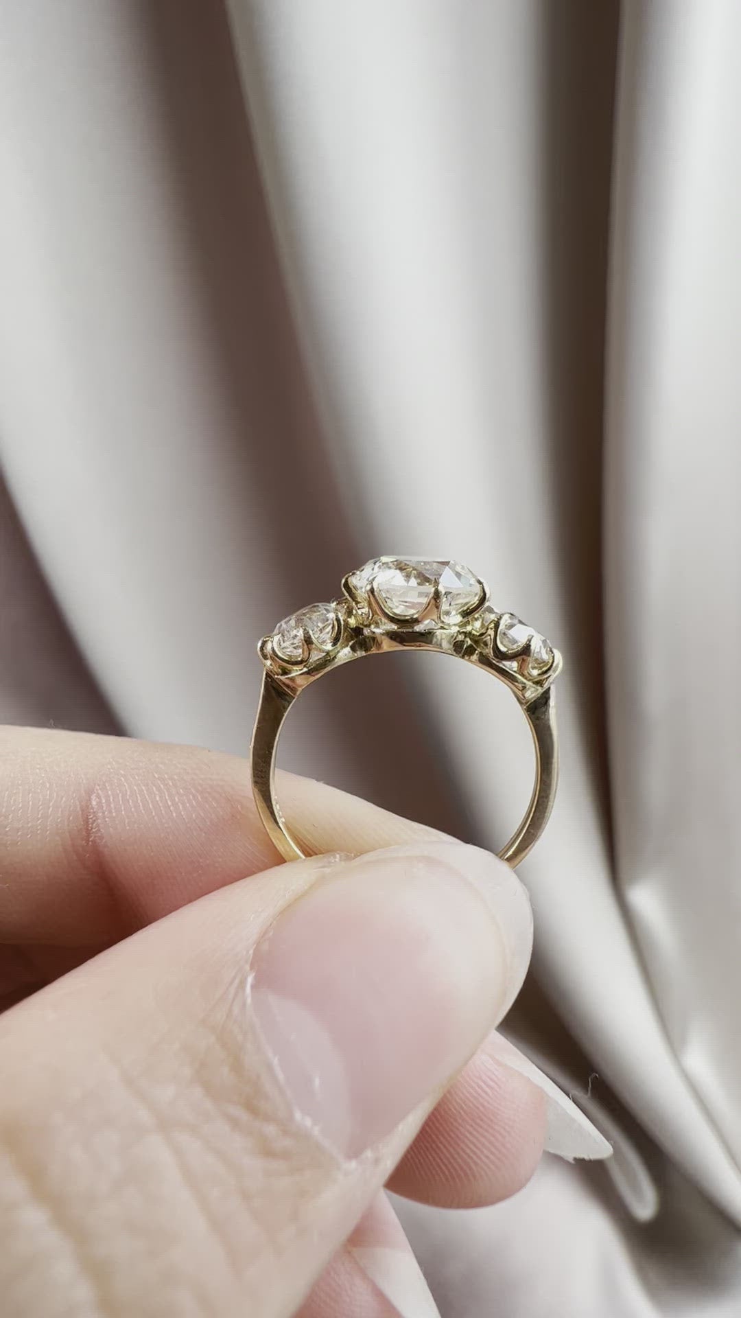 Transitional cut diamond 