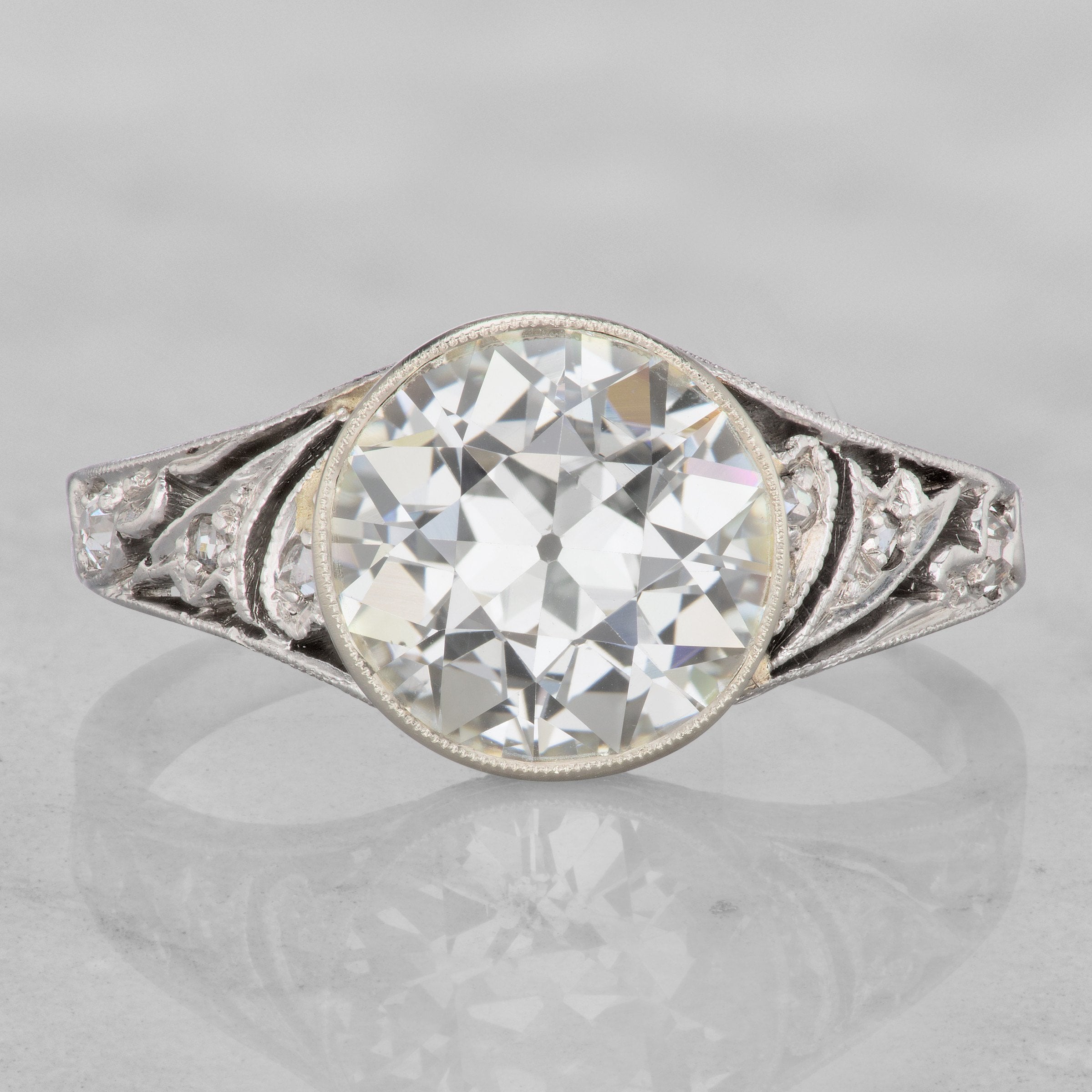 Vintage Platinum Engagement Ring - Circa 1930 | Victor Barbone